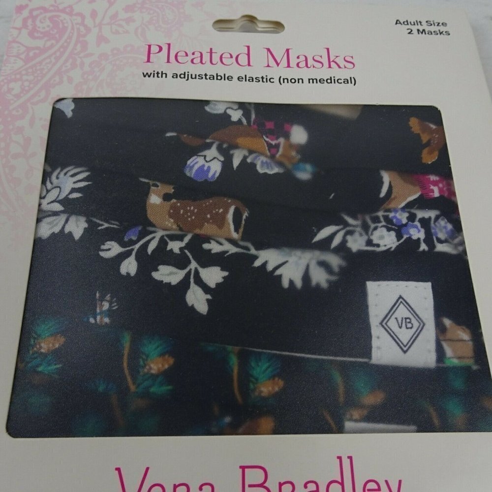 💰3/$25 Vera Bradley 2-Pack Pleated Cloth Face Masks Merry Mischief Cotton NEW - Picture 4 of 9